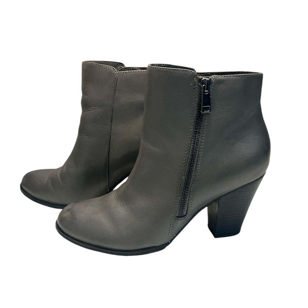 Taxi Abby-01 Grey Leather Heeled Ankle Boots, size 41 (10.5)